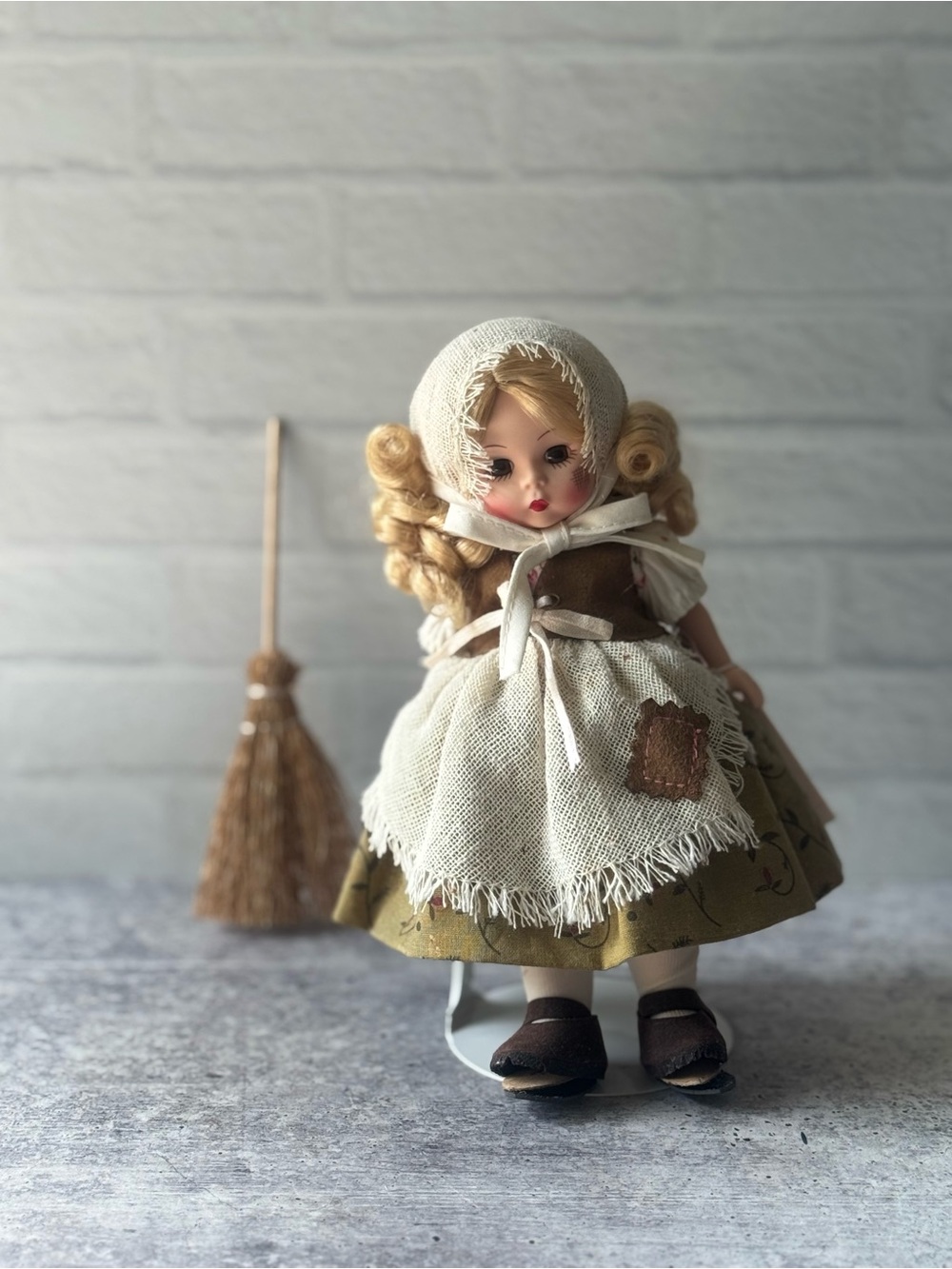 RARE 2007 Poor Cinderella Madame Alexander 8" Doll with Box and Tag